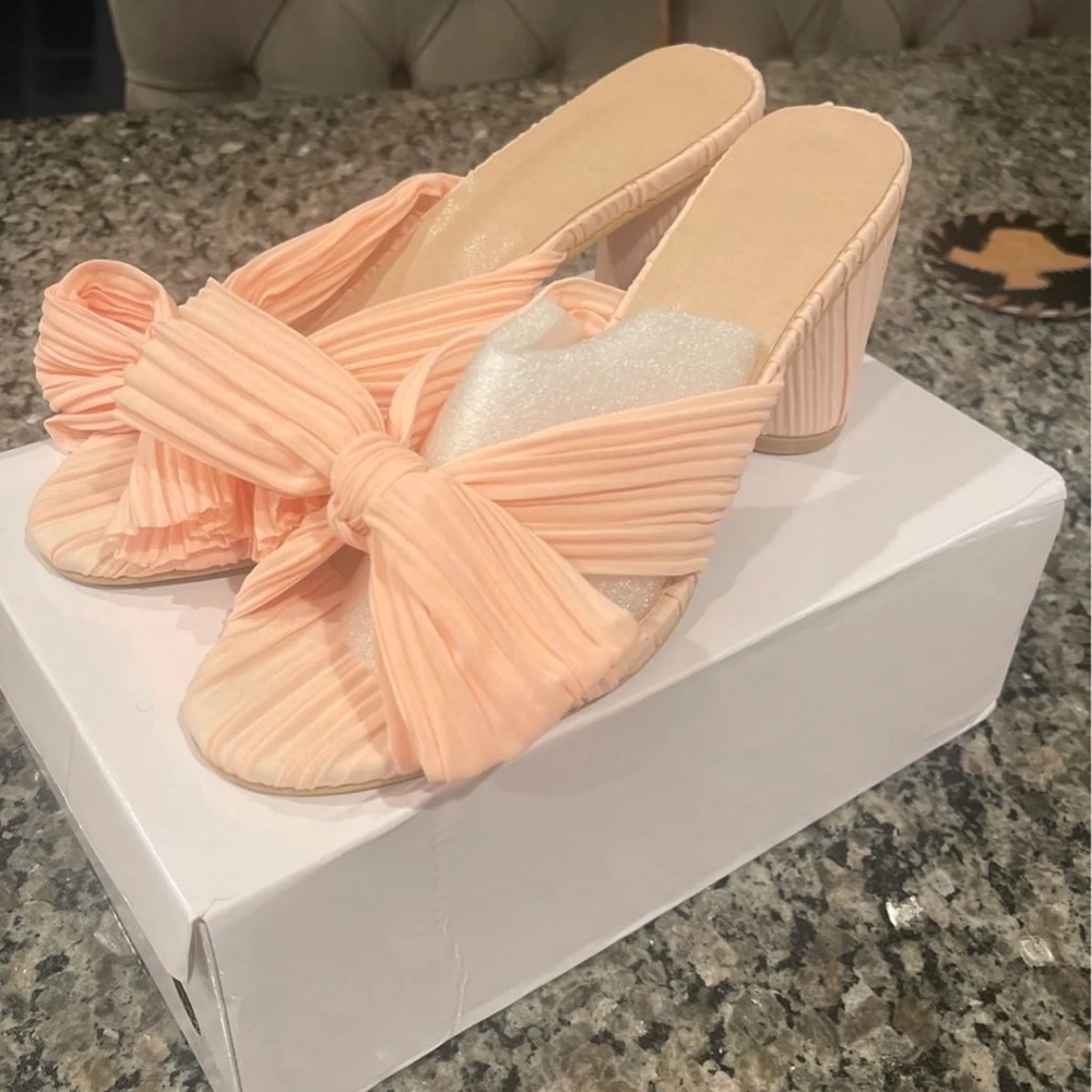Chunky heel sandals